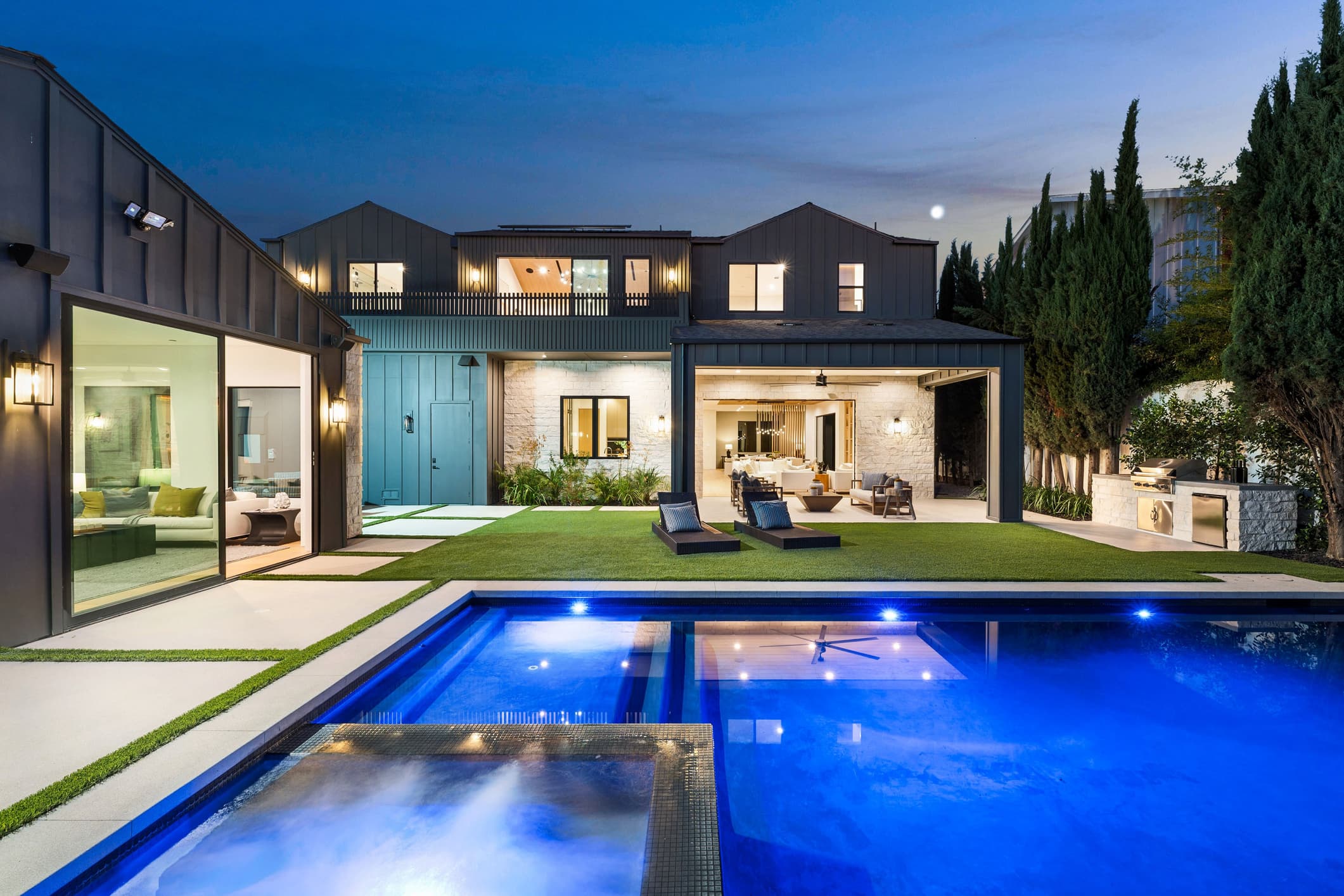 Premium landscape with pool and pavers